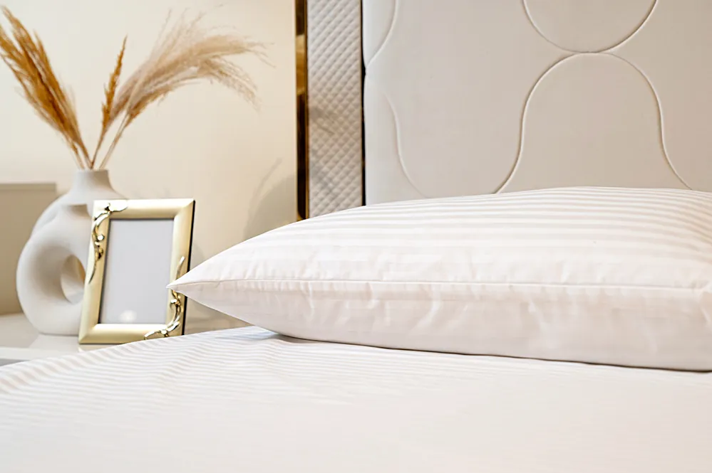Ashley Pillow Case – White thumbnail 2
