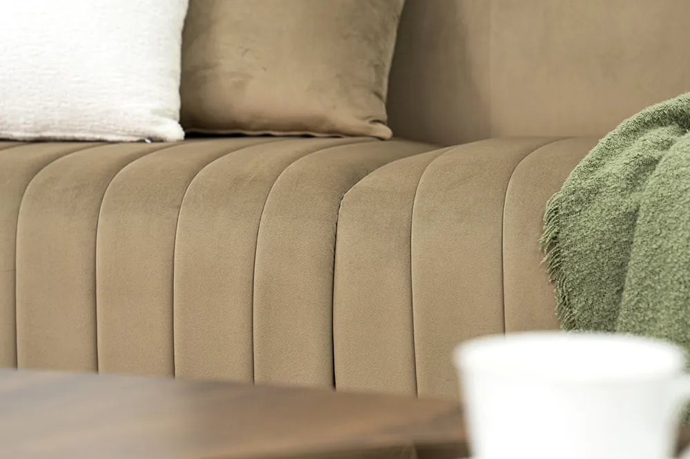 Amala 6-Seater Sofa Set thumbnail 10