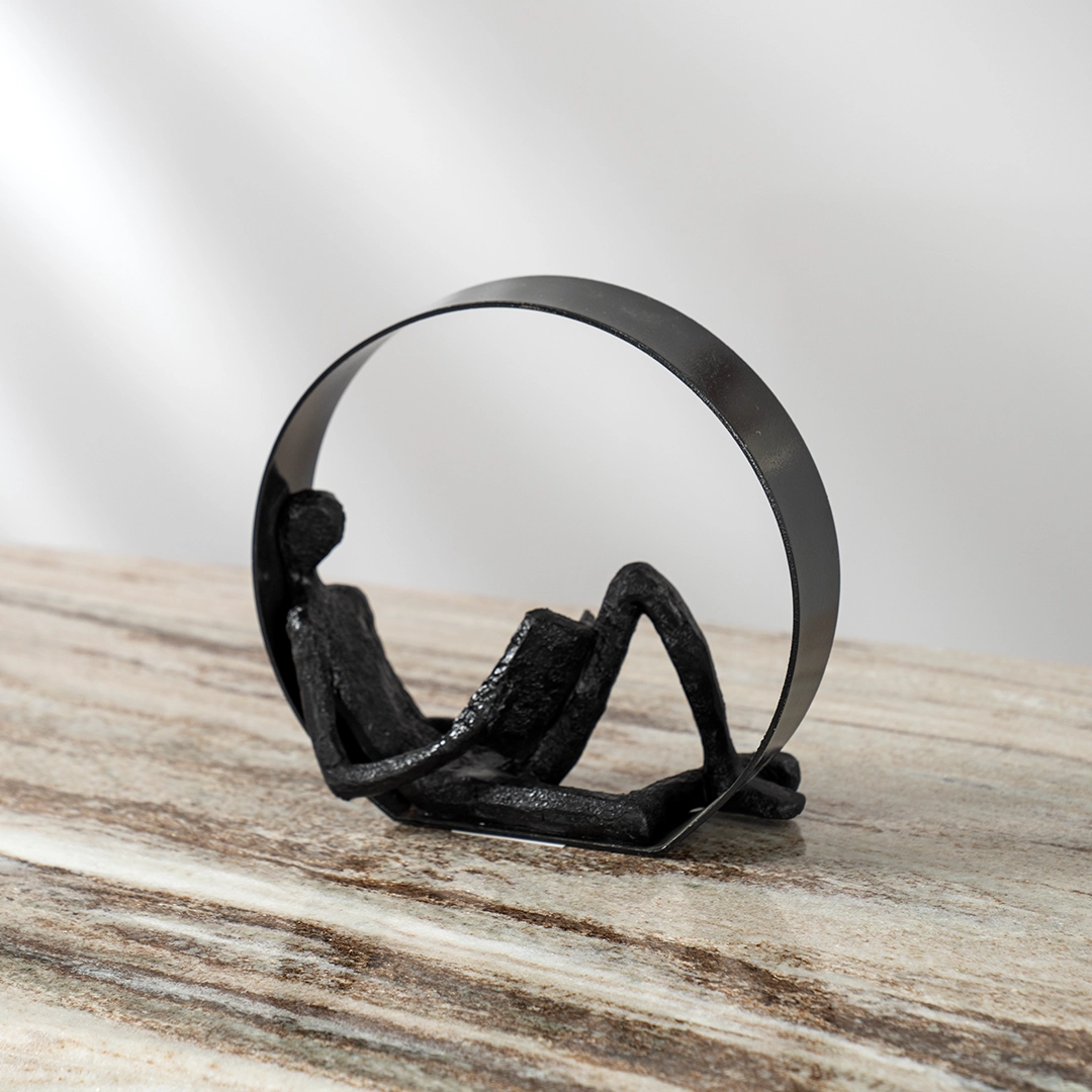 تمثال رجل القراءة من الراتنج من بليك - 19.2 بوصة 7.7 بوصة 18.3 سم thumbnail 7