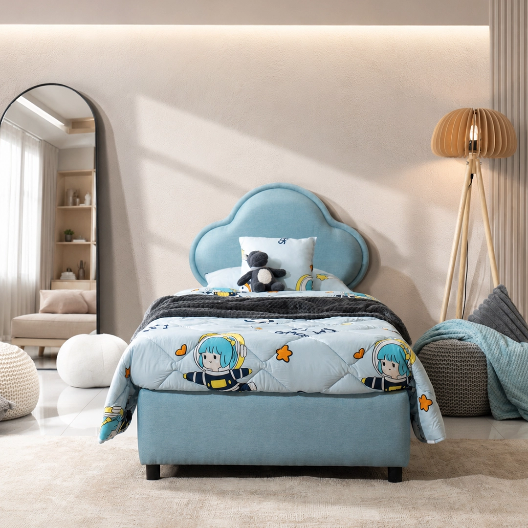 The Club Kids Bed thumbnail 2