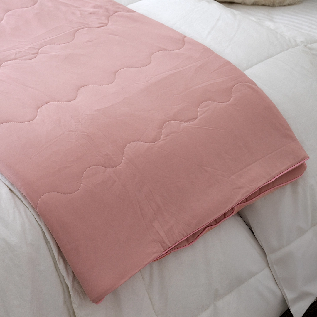 Ella- Calm Care Cooling Comforter – 200X230- Pink thumbnail 3