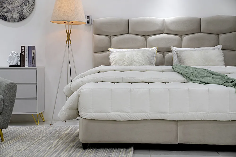 Iris Bed thumbnail 3