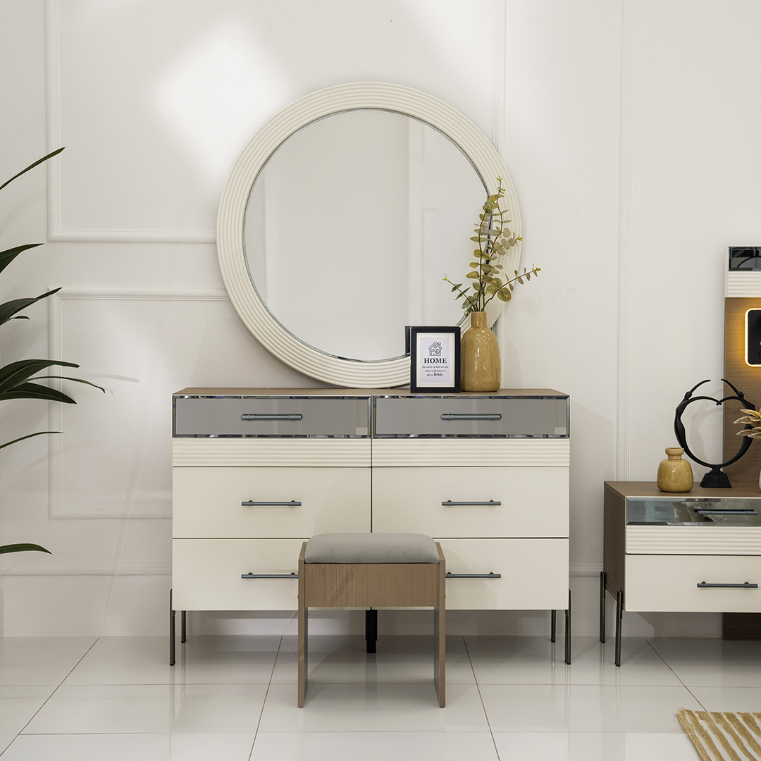 Keo Bedroom Set