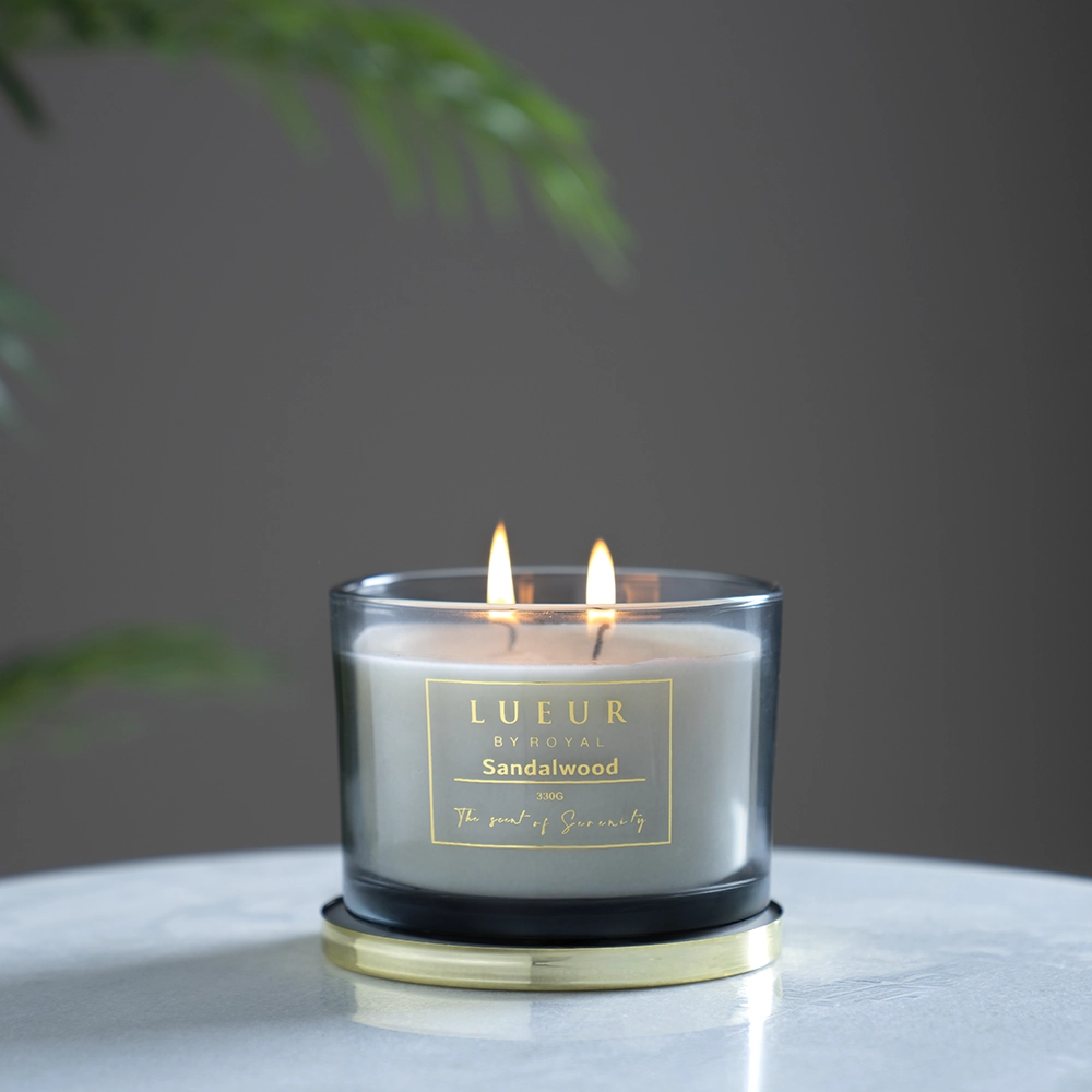 Lueur Sandal Wood Jar Candle