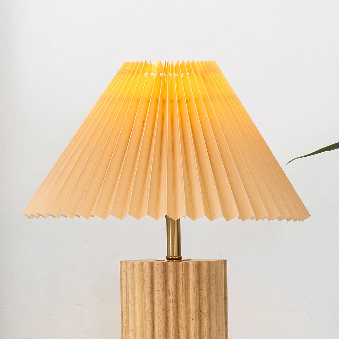 Mion Table Lamp thumbnail 3