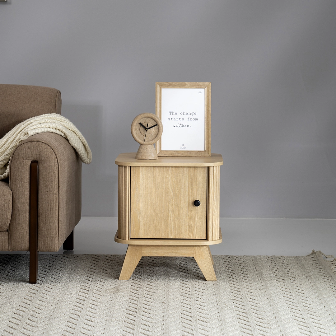 Moon End Table -Oak