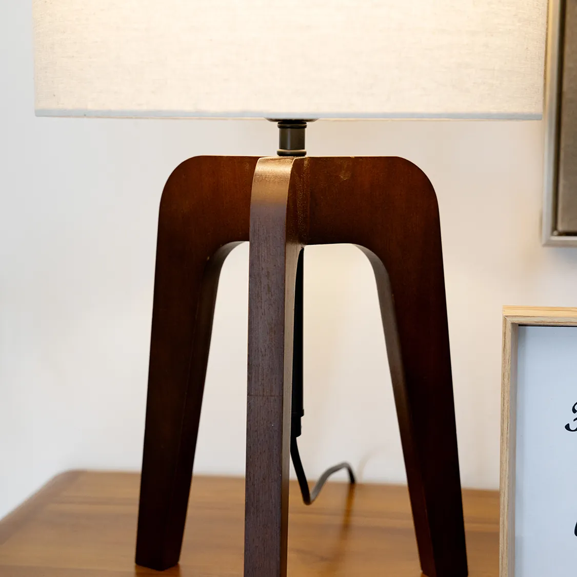 Oslo Table Lamp thumbnail 3