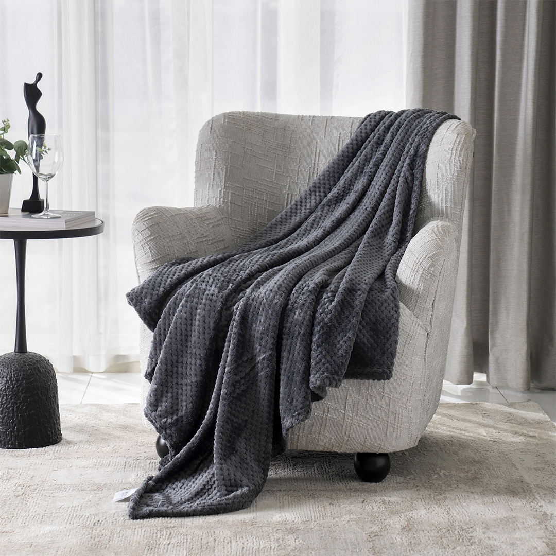 Celestine Knitted Blanket Dark Grey 127×152 Cm