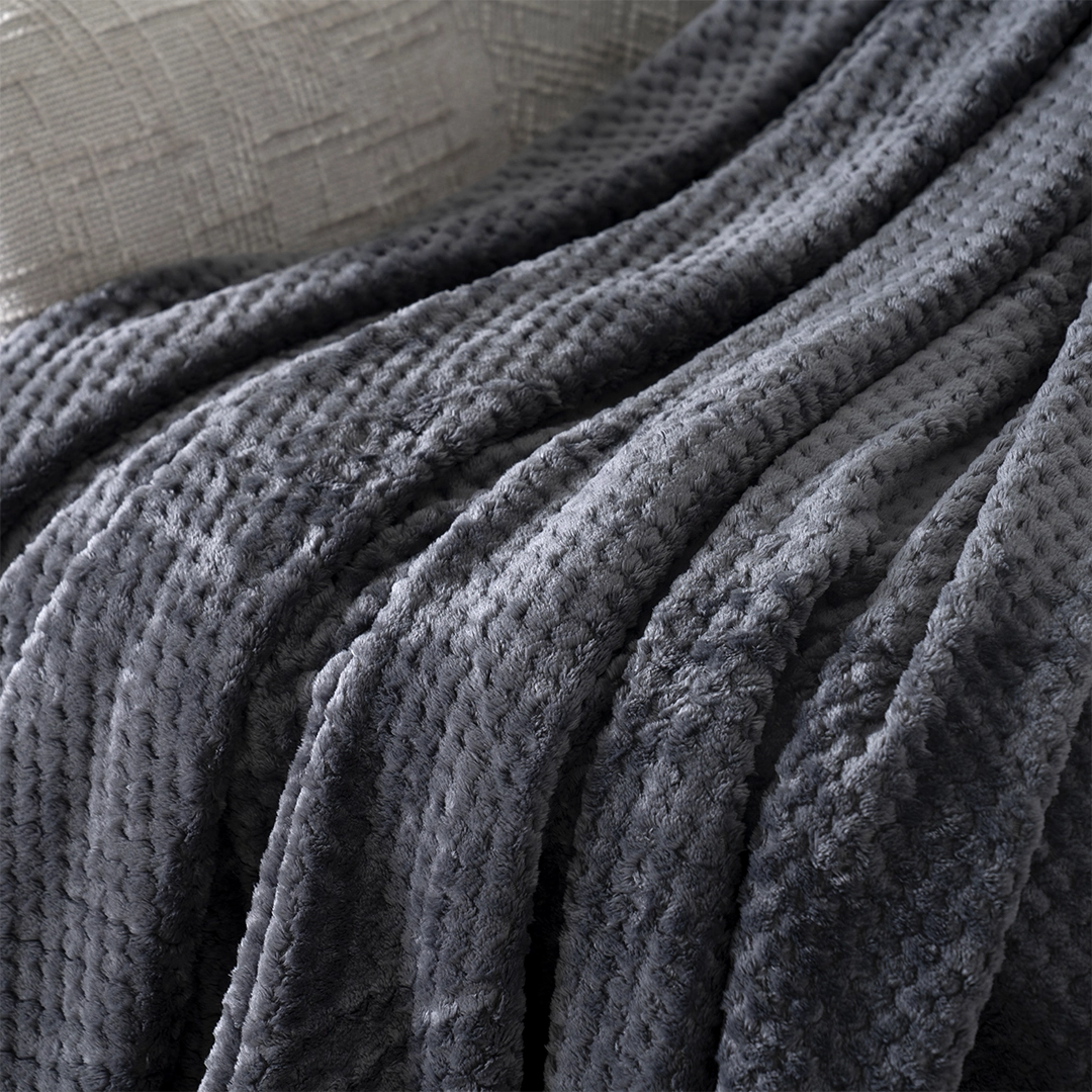 Celestine Knitted Blanket Dark Grey 127×152 Cm thumbnail 4